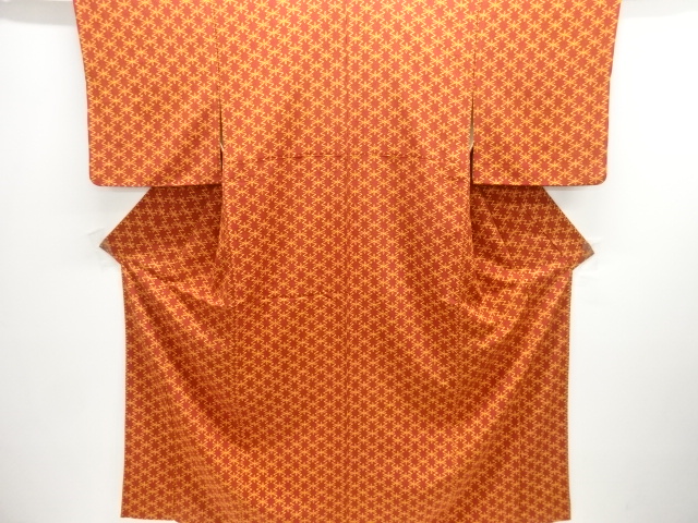 松皮菱に花模様小紋着物